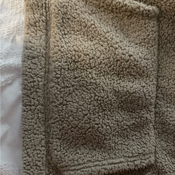 American Eagle Outfitters Gray Sherpa Hoodie - Picture 2 of 4